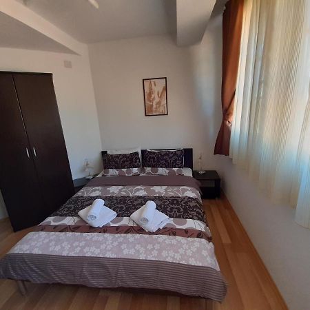 House Meri Ohrid Extérieur photo